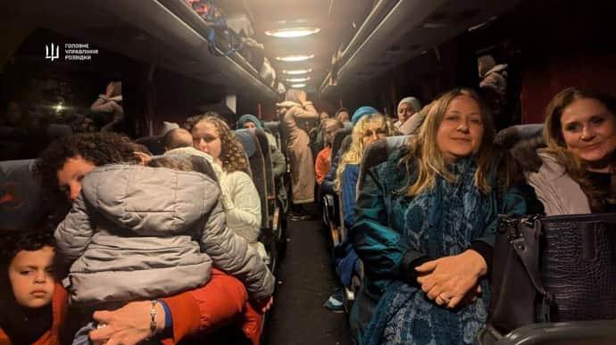 Ukraine has evacuated 34 individuals from Syria.