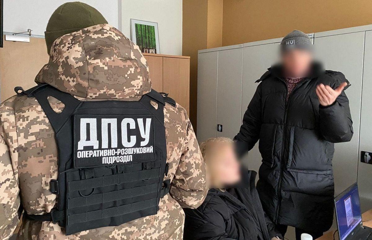 Border guards in Lviv region uncovered three fake marriages at the border with Poland.